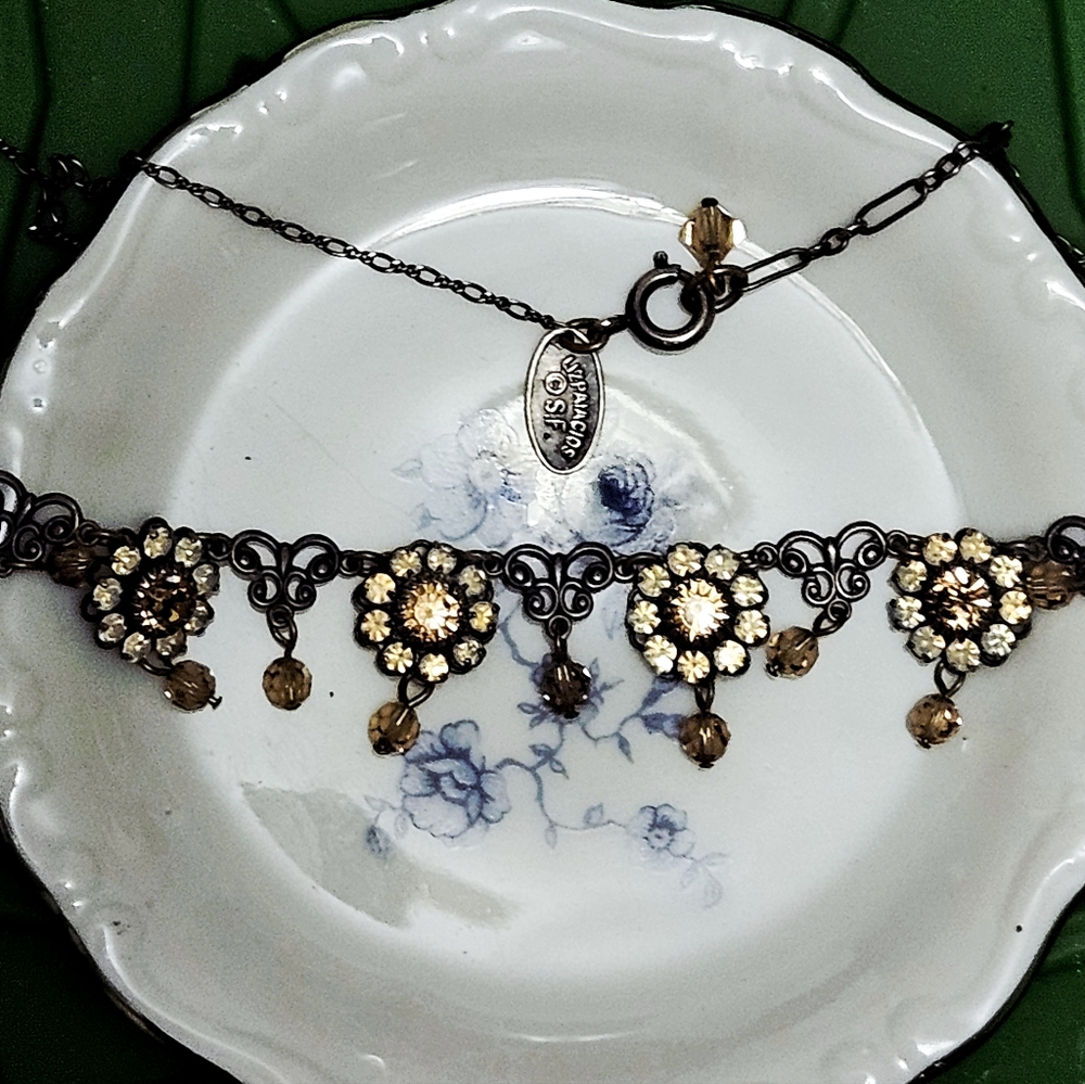 Authentic VTG Liz Palacios SF Swarovski Crystal Floral Filigree Necklace Signed